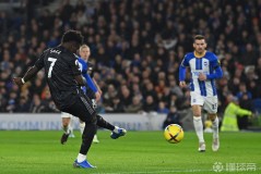 利物浦中场核心球员续约锁定英超未来战术布局